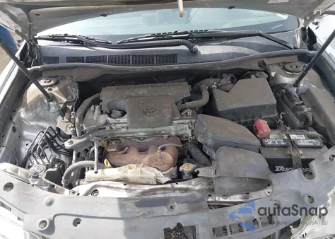 2012 Toyota Camry Se z USA, uszkodzony, nr VIN 4T1BF1FK9CU606945